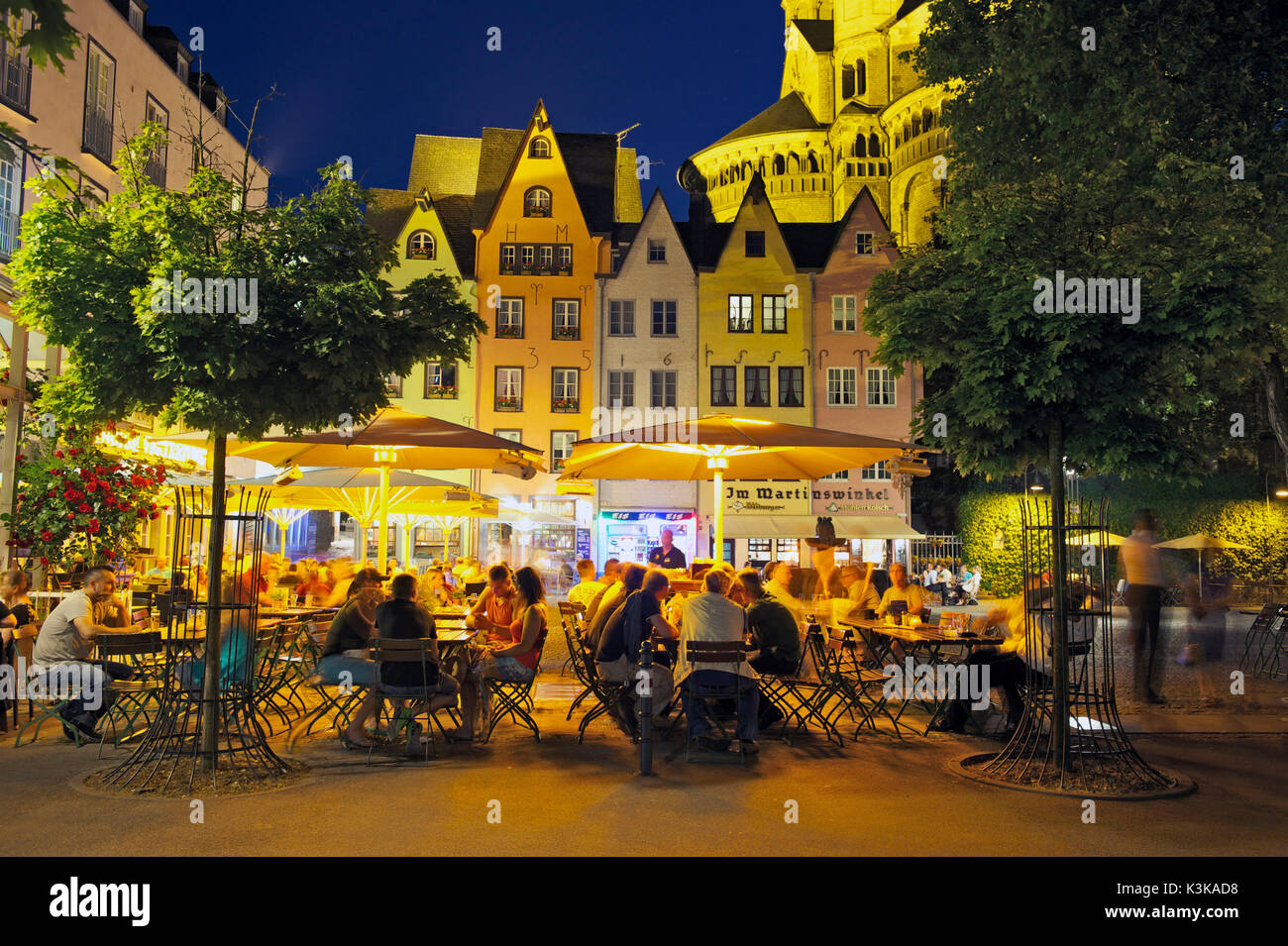 Germany, North Rhine-Westphalia, Cologne (Köln), the old town, Fischmarkt and the church Gross St. Martin Stock Photo