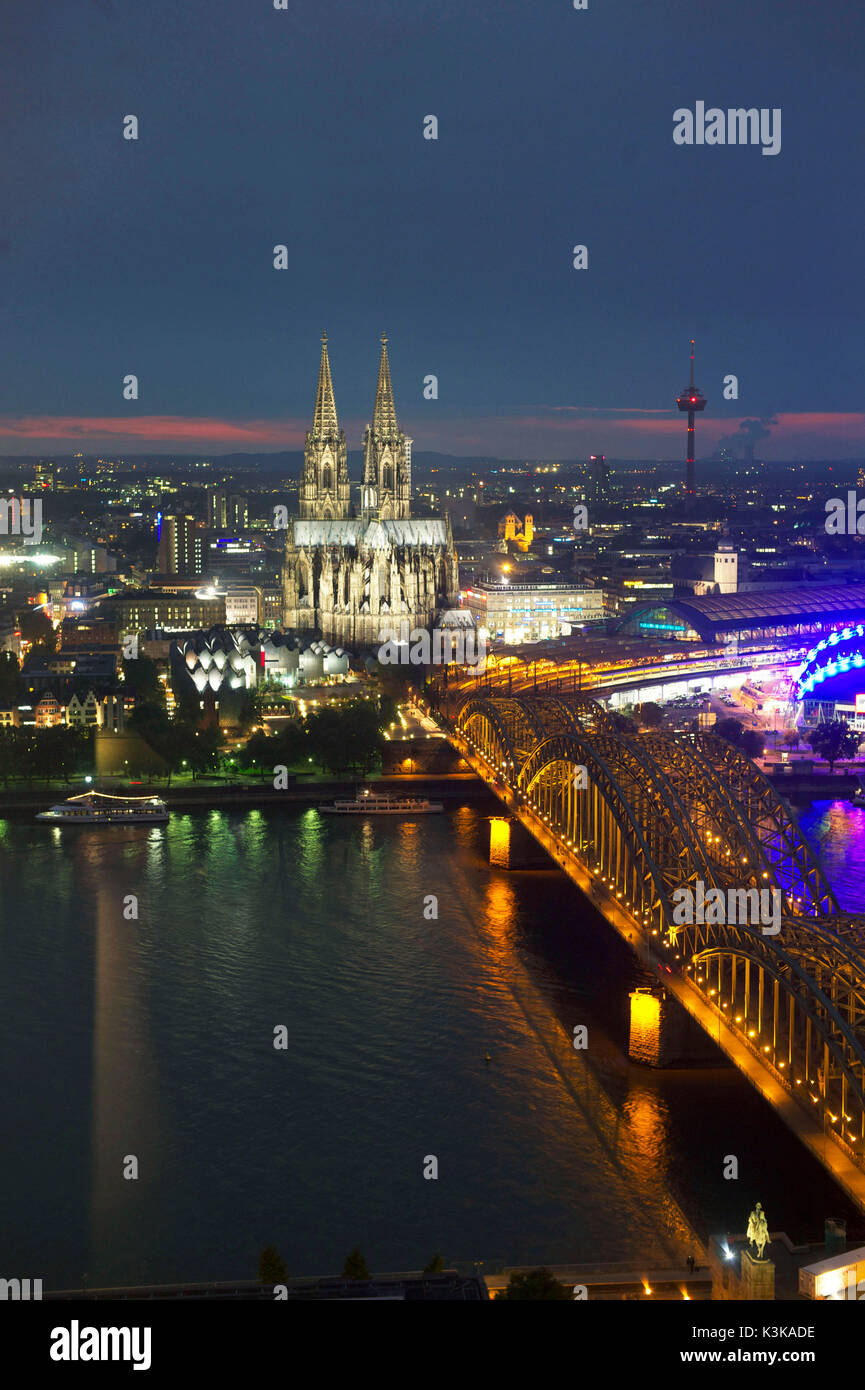 Germany cologne rhine bridge hi-res stock photography and images - Alamy