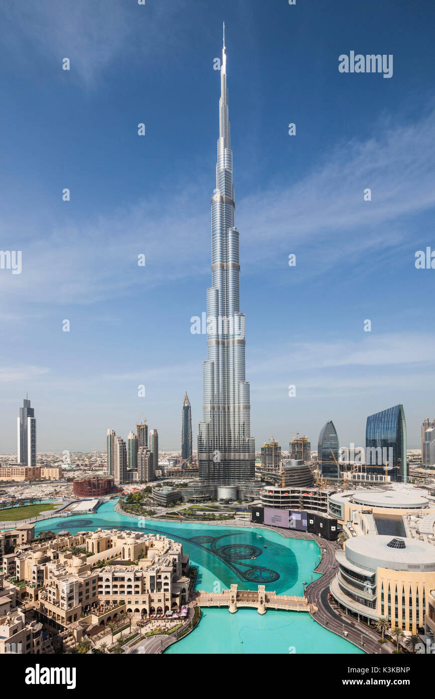 Uae Dubai Downtown Dubai Burj Khalifa World S Tallest Building As Of 16 Elevated View Stock Photo Alamy