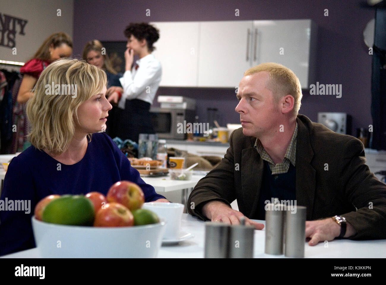 HOW TO LOSE FRIENDS & ALIENATE PEOPLE KIRSTEN DUNST, SIMON PEGG       Date: 2008 Stock Photo