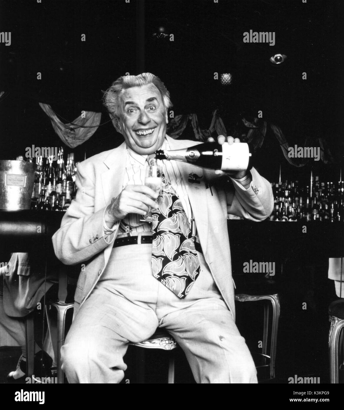 BARRY HUMPHRIES as Sir Les Patterson Australian Actor / Comedian Stock BARRY HUMPHRIES as Sir Les Patterson Australian Actor / Comedian Stock