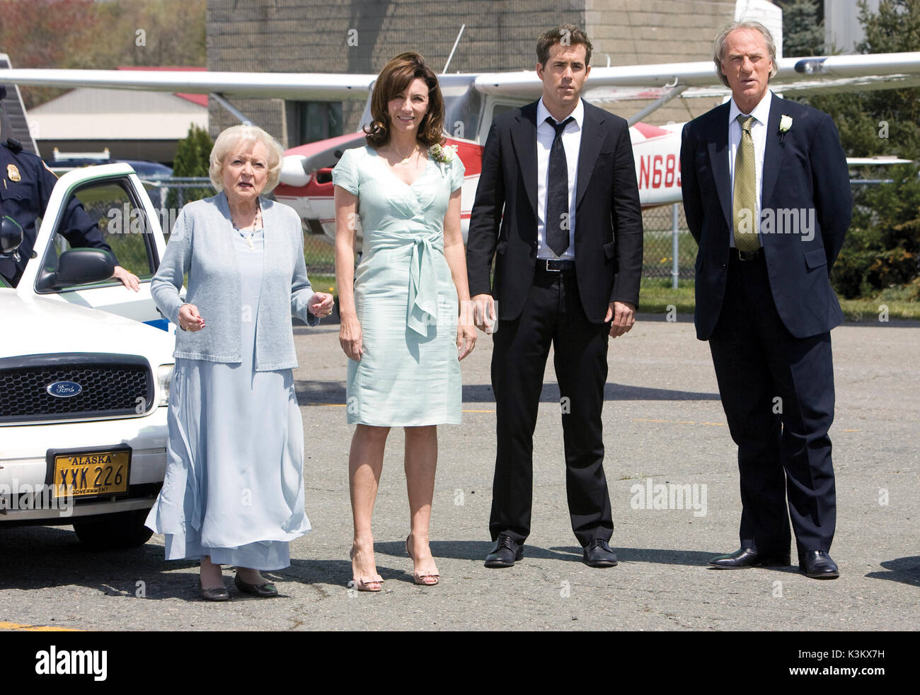 THE PROPOSAL BETTY WHITE, MARY STEENBURGEN, RYAN REYNOLDS, CRAIG T