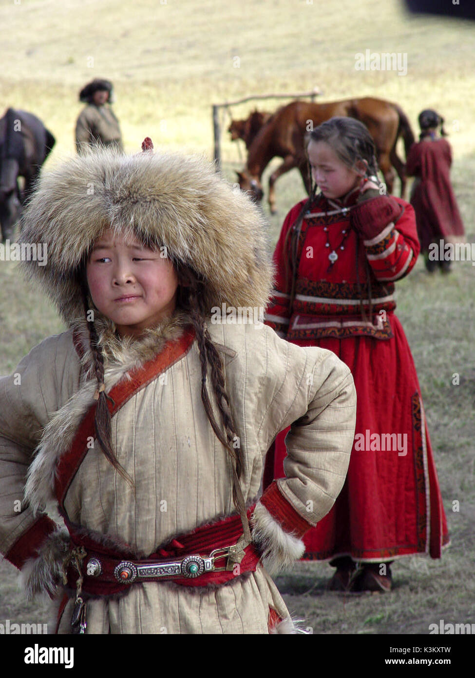 https://c8.alamy.com/comp/K3KXTW/mongol-young-temudgin-meets-his-child-bride-borte-bayertsetseg-erdenebat-K3KXTW.jpg