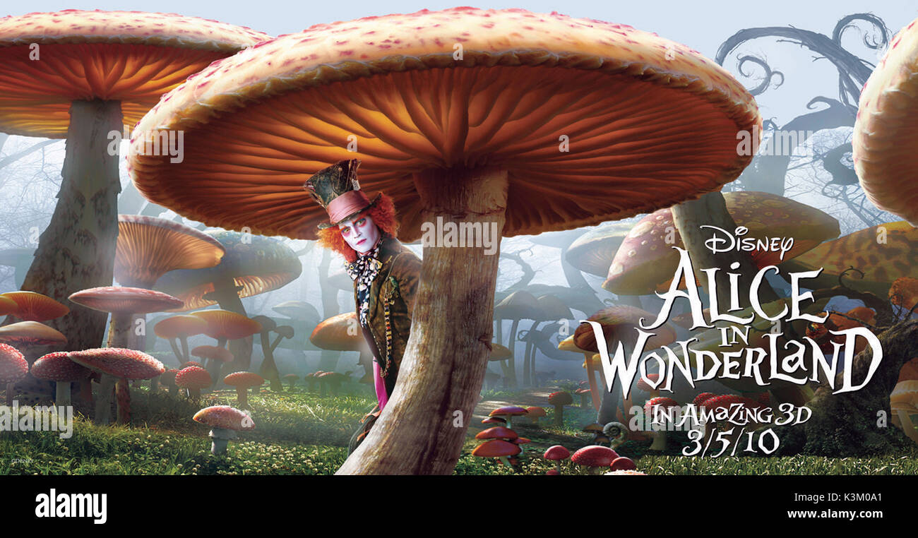 ALICE IN WONDERLAND JOHNNY DEPP as the Mad Hatter Date: 2010 Stock Photo -  Alamy