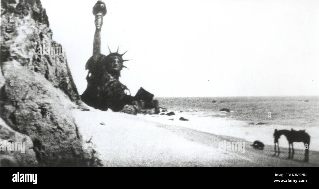 Planet of the Apes Directed by Franklin J. Schaffner Shown: Final scene with the Statue of Liberty Stock Photo