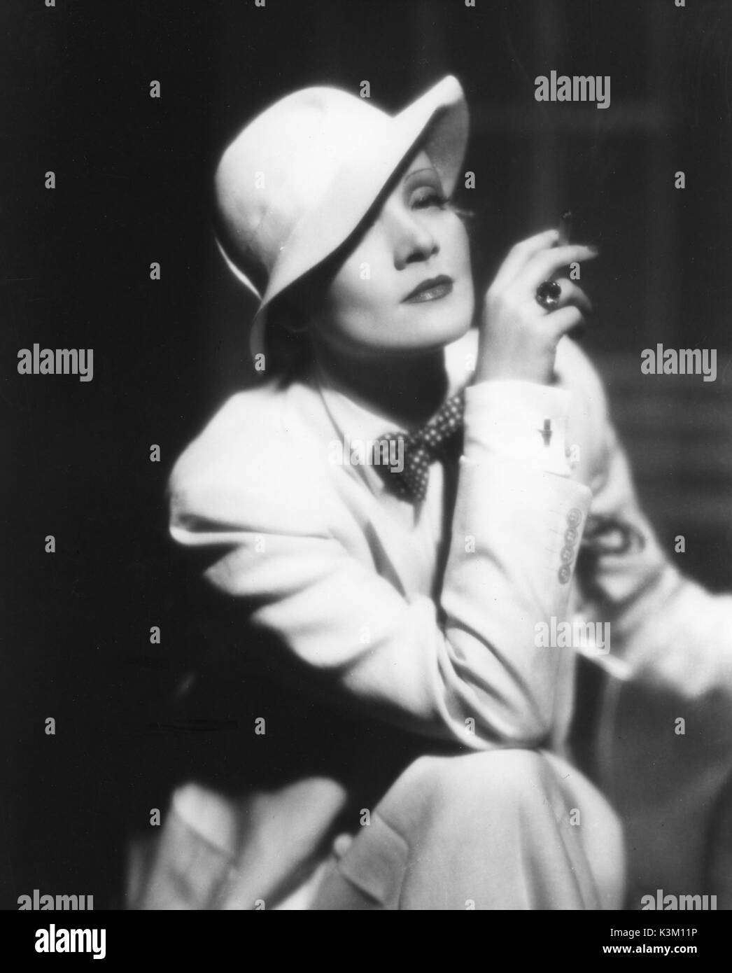 MARLENE DIETRICH German born film actress Stock Photo - Alamy