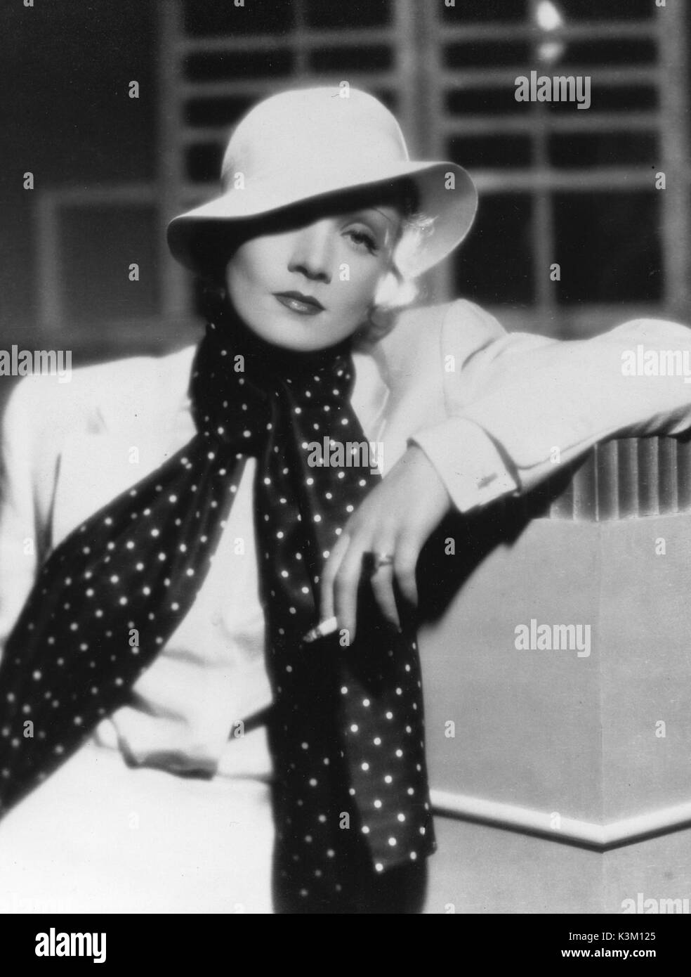 MARLENE DIETRICH German born film actress Stock Photo - Alamy