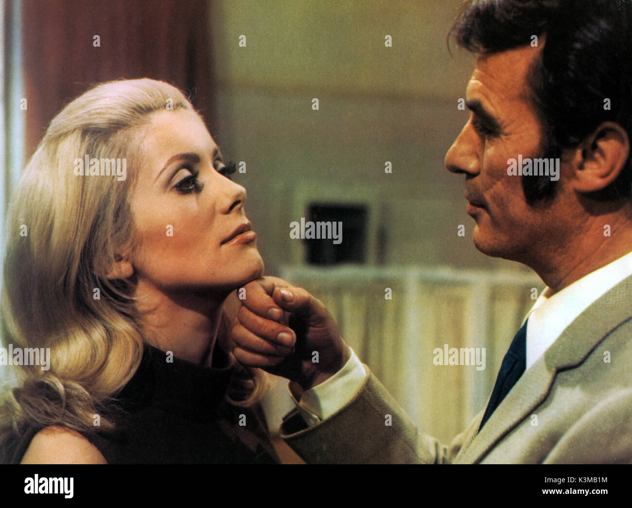 BELLE DE JOUR [FR / IT 1967] CATHERINE DENEUVE     Date: 1967 Stock Photo