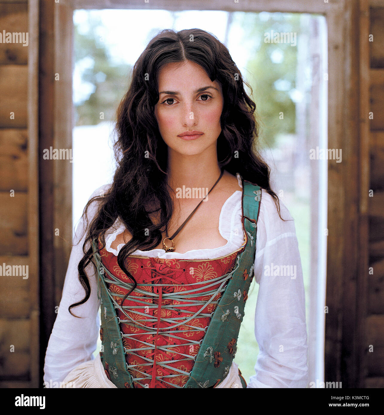 Fashion penelope cruz hires stock photography and images Alamy