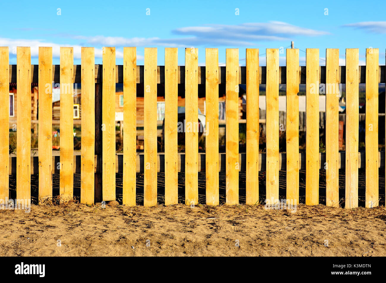 Landscape timber fence hi-res stock photography and images - Alamy