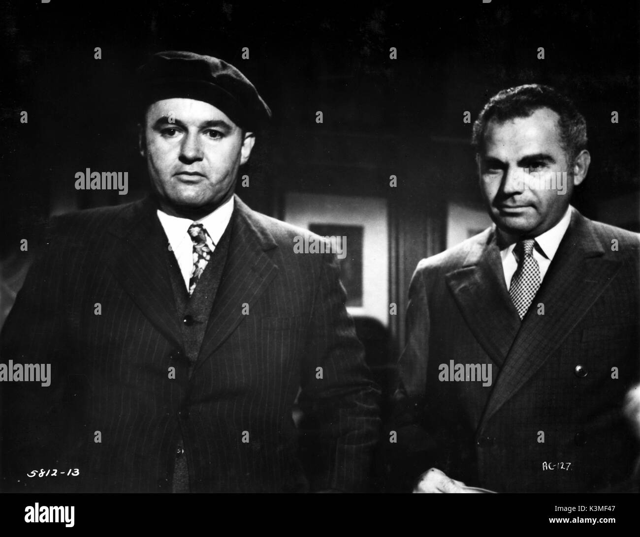 AL CAPONE [US 1959] [L-R] ROD STEIGER as Al Capone, NEHEMIAH PERSOFF ...