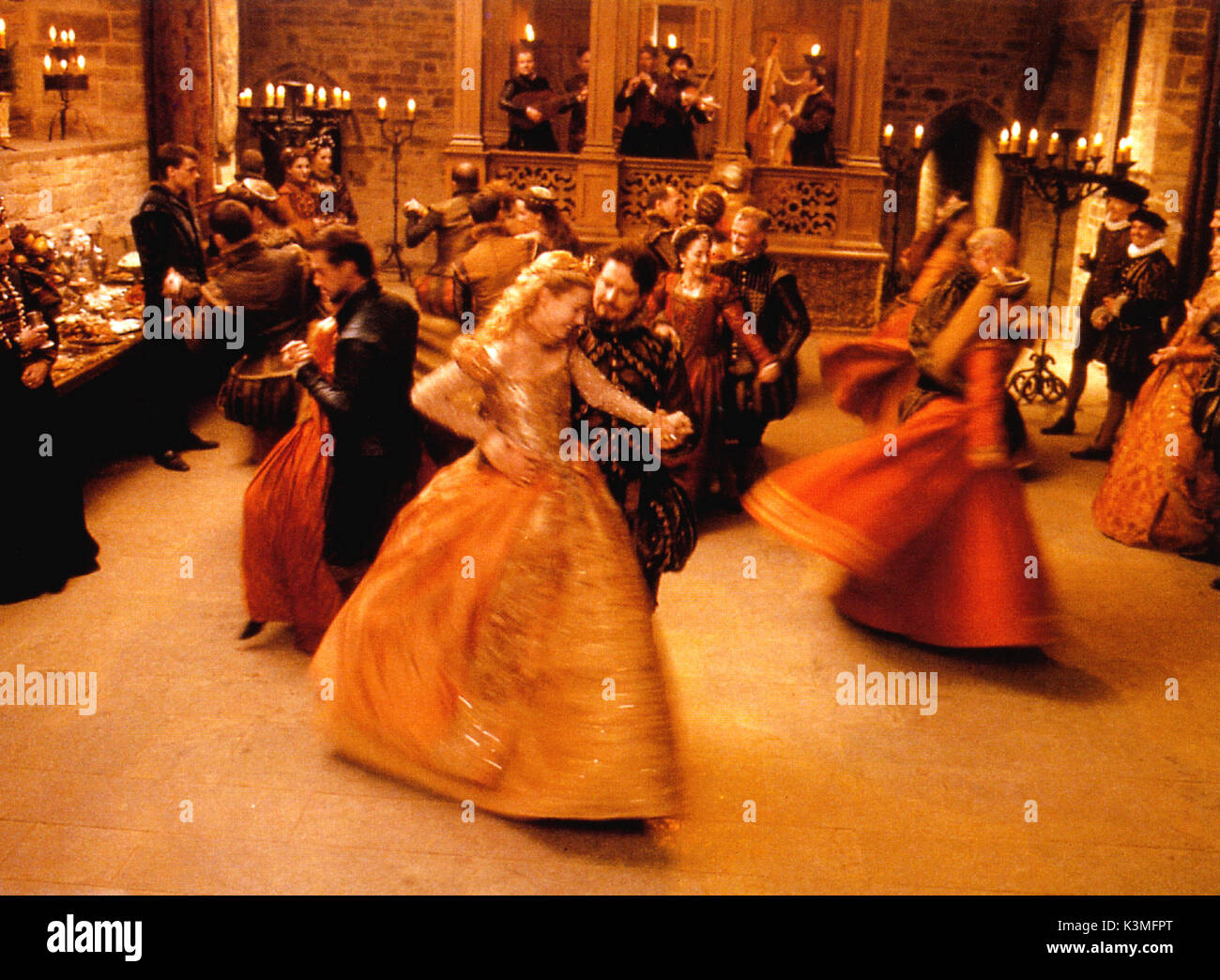 SHAKESPEARE IN LOVE [US / BR 1998] JOSEPH FIENNES, GWYNETH PALTROW, COLIN FIRTH     Date: 1998 Stock Photo