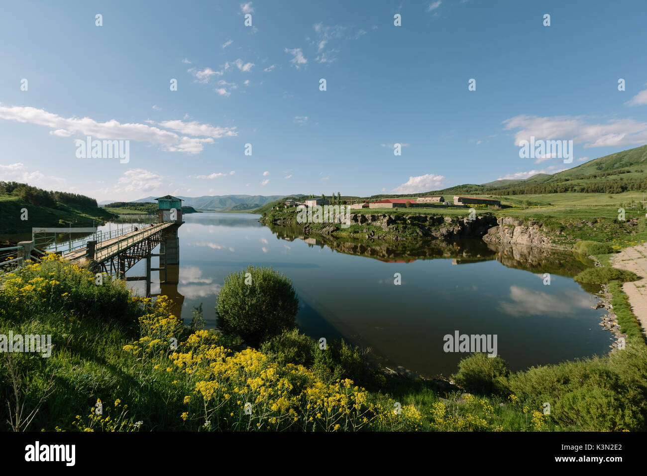 Aparan reservoir hi-res stock photography and images - Alamy
