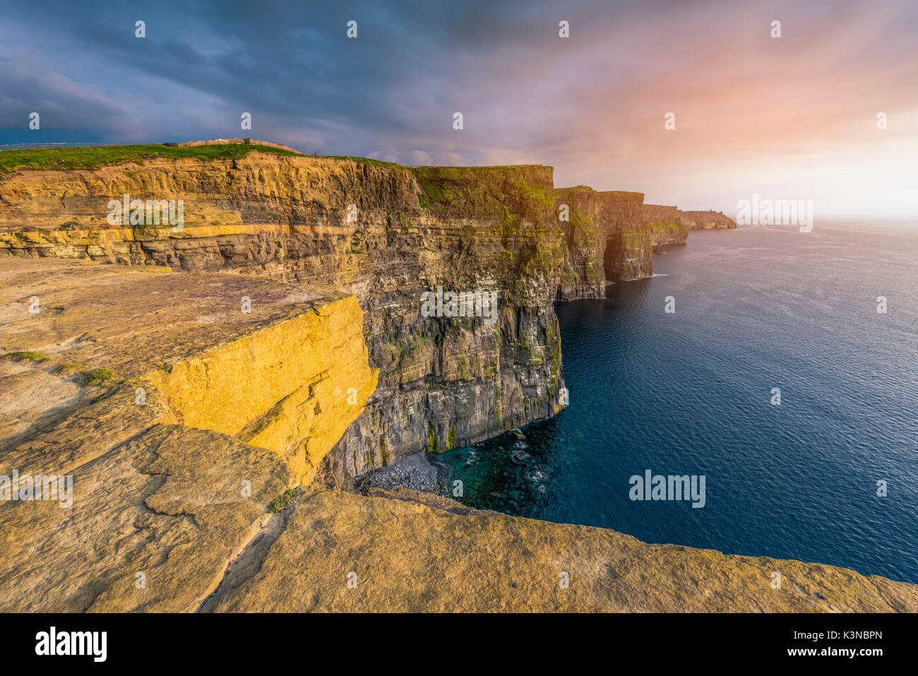cliffs-of-moher-aillte-an-mhothair-doolin-county-clare-munster