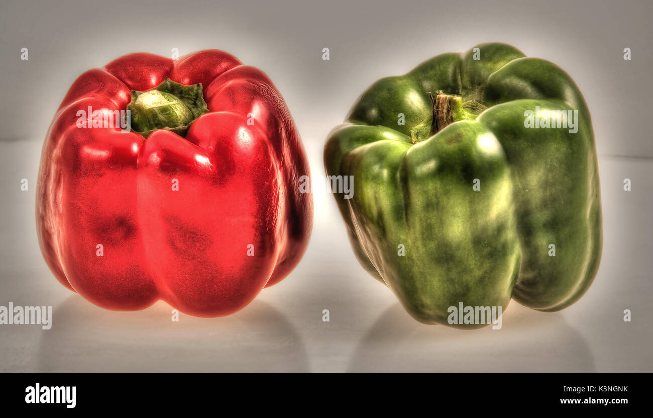 red and green bell peppers for cooking ingredients Stock Photo - Alamy