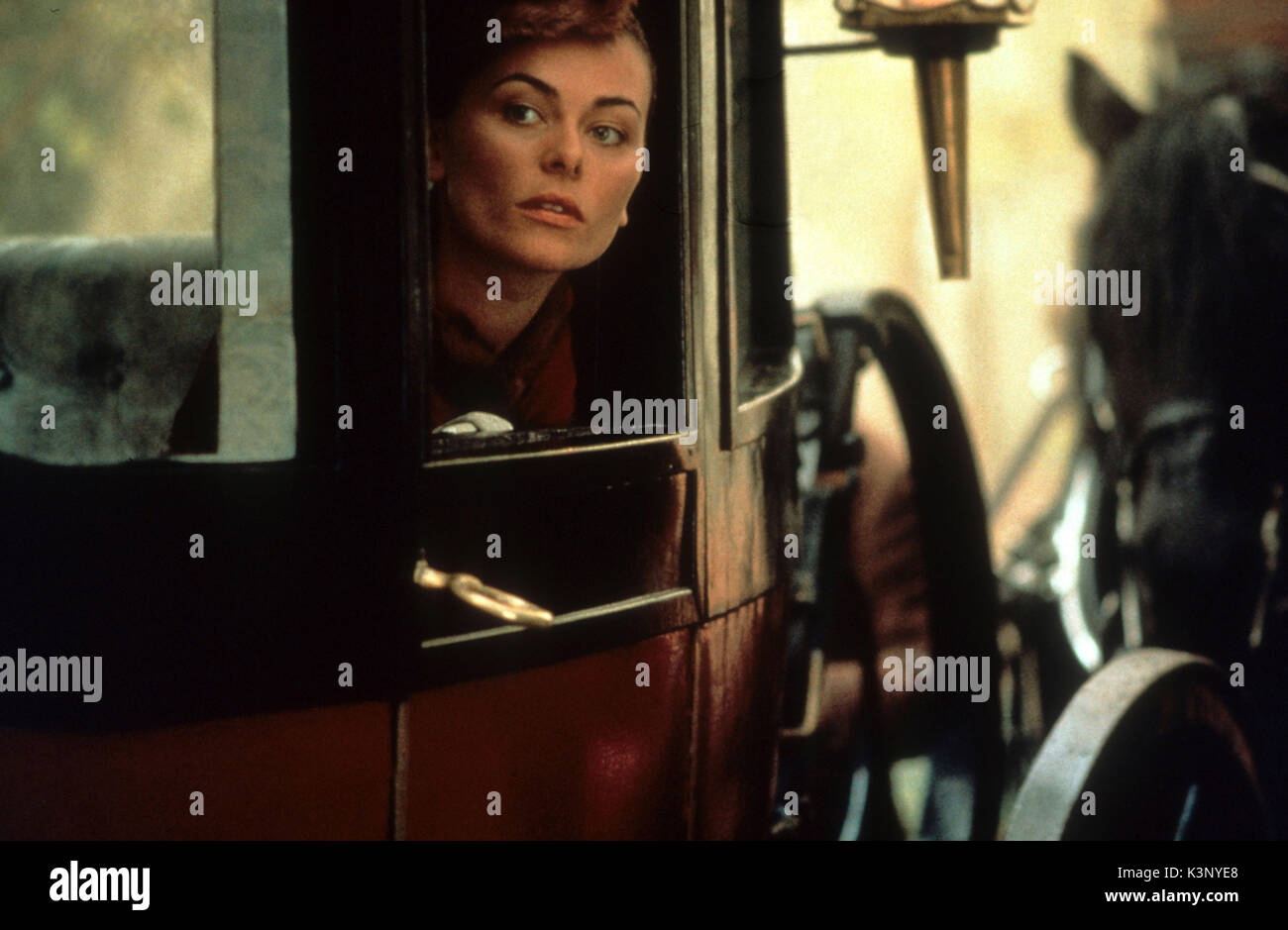 THE WOODLANDERS [BR 1997] POLLY WALKER as Mrs Charmond     Date: 1997 Stock Photo