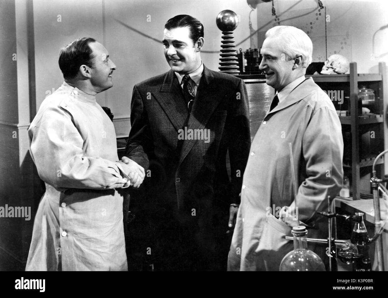 MAN MADE MONSTER [US 1941] aka THE ELECTRIC MAN [BR release title] LIONEL ATWILL, LON CHANEY JR, SAMUEL S HINDS     Date: 1941 Stock Photo
