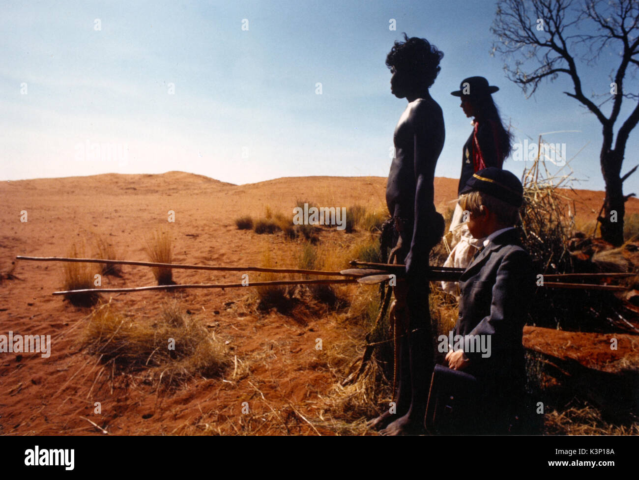 WALKABOUT [BR / AUS 1971] JENNY AGUTTER, DAVID GULPILIL, LUC ROEG     Date: 1971 Stock Photo