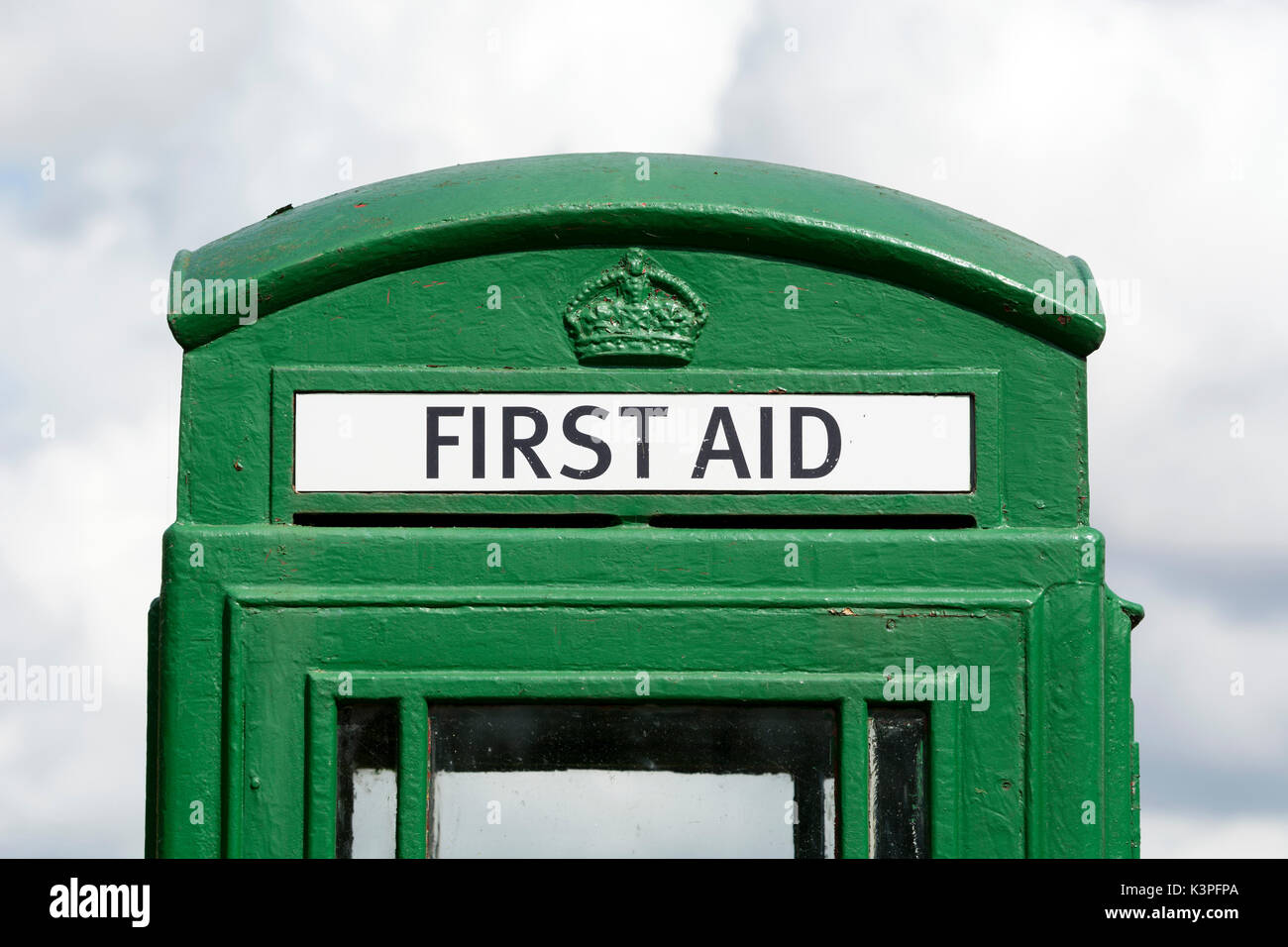 Phone First Aid Box First aid defibrillator hi-res stock photography and images - Alamy