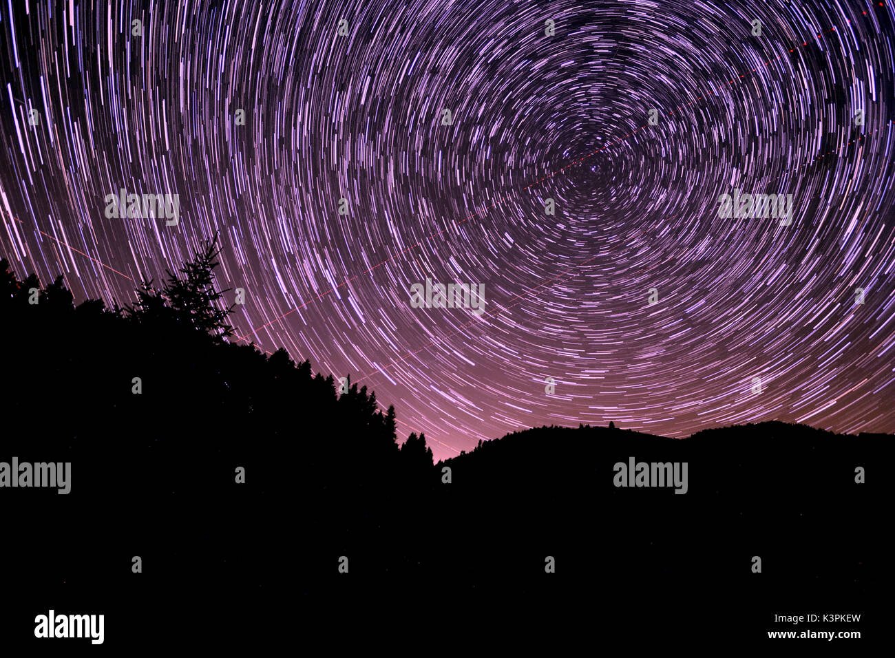 Circular star trails hi-res stock photography and images - Alamy