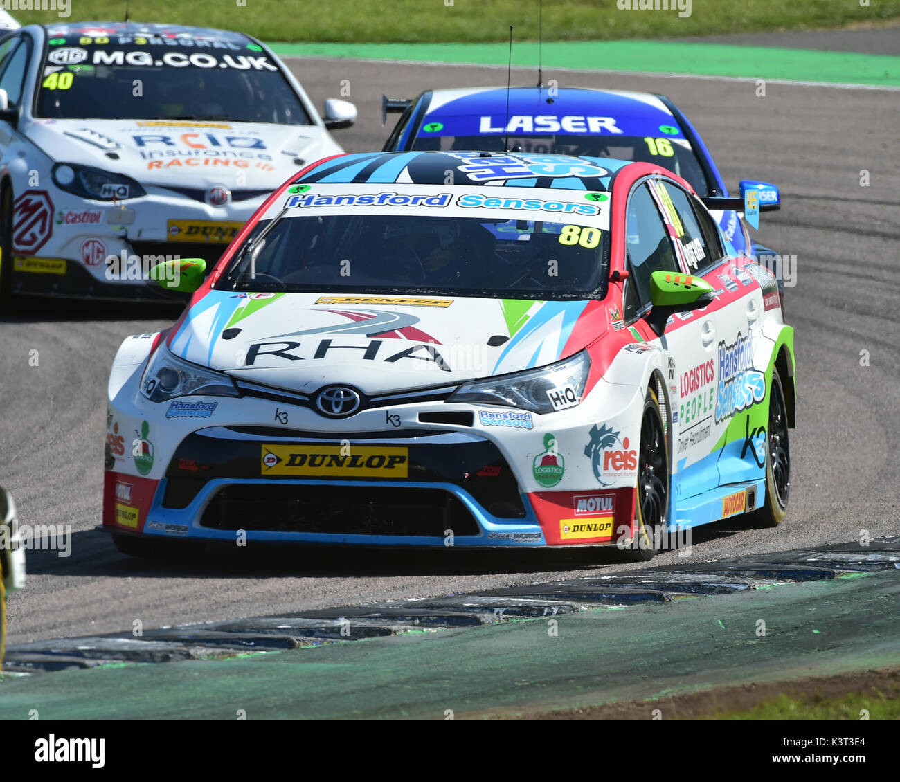 Tom Ingram, Toyota Avensis, Dunlop MSA British Touring Car Championship
