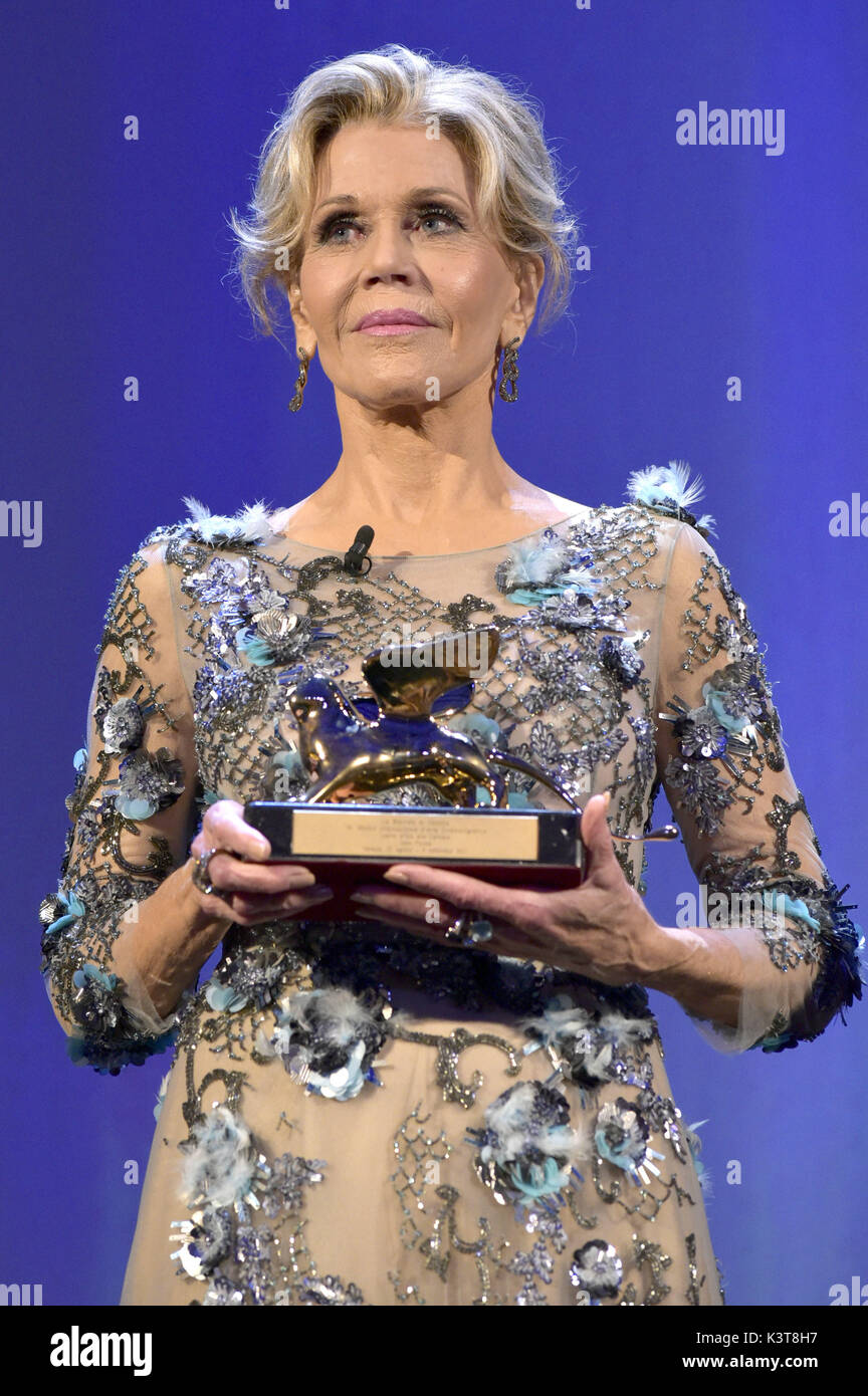 Venezia, Italy. 01st Sep, 2017. Jane Fonda receiving the 'Leoni d'oro alla  carriera/Golden Lion for Lifetime Achievement at the 74th Venice  International Film Festival at the Palazzo del Casino on September 01,