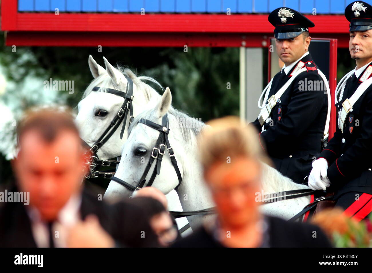 Venice, Italy. 3rd Sep, 2017. Italian Carabinieri with horses passes in front of Palazzo del Cinema during the 'The Leisure Seeker (Ella & John)' premiere during the 74th Venice International Film Festival at Lido of Venice on 3th September, 2017. Credit: Andrea Spinelli/Alamy Live News Stock Photo