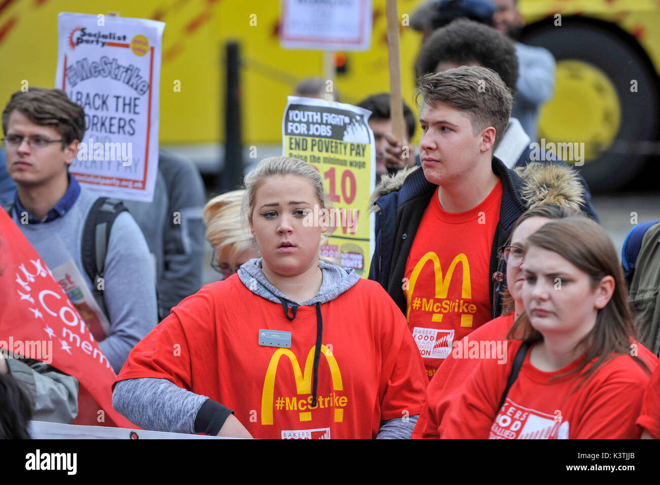 London, UK.  4 September 2017.  McDonald's staff and members of the Bakers Food and Allied Workers Union (BFAWU) attend a rally outside the Houses of Parliament in solidarity with McDonald's staff in Cambridge and Crayford who have gone on strike demanding an end to zero hours contracts and a minimum wage of GBP10 per hour.  Credit: Stephen Chung / Alamy Live News Stock Photo
