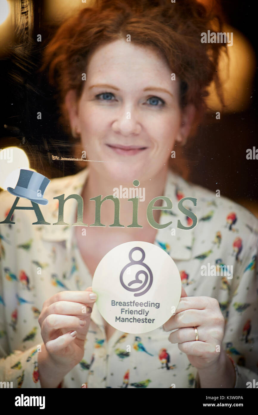 support breastfeeding sticker displayed at Annie's owned by Jennie McAlpine, Fiz Brown in the Granada soap opera Coronation Street. Stock Photo