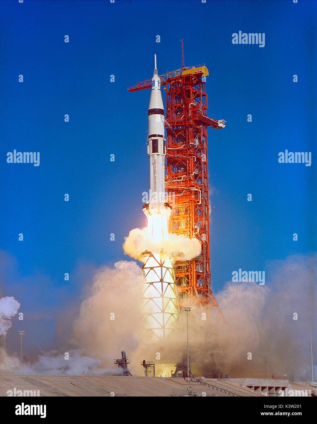 The NASA Skylab 4 mission Saturn IB launch vehicle lifts off from the Kennedy Space Center Launch Complex 39B November 16, 1973 in Merritt Island, Florida.   (photo by NASA via Planetpix) Stock Photo