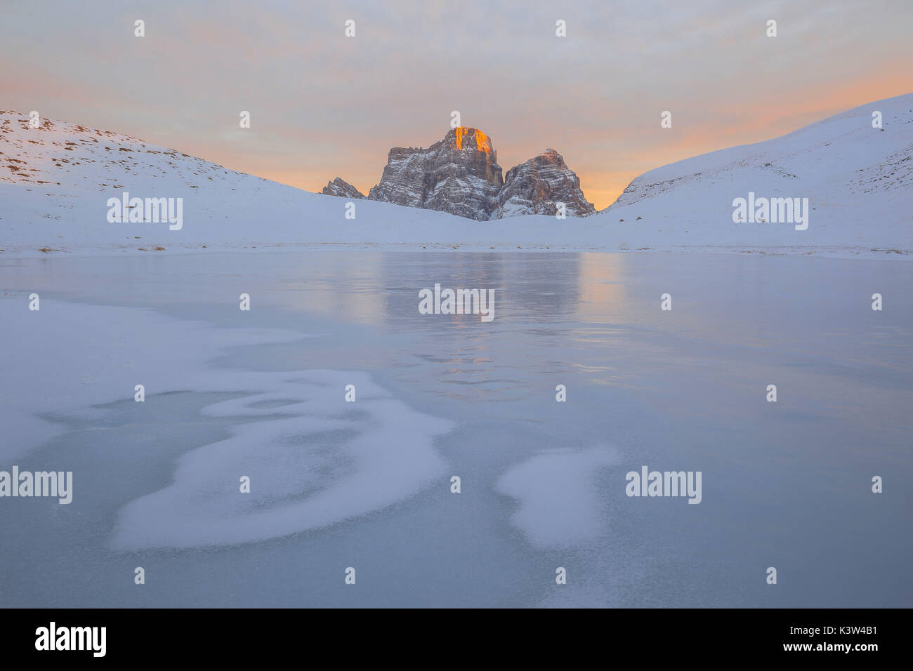 Baste hi-res stock photography and images - Alamy