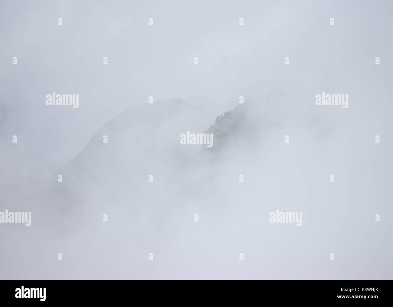 Misty white mountain hi-res stock photography and images - Alamy