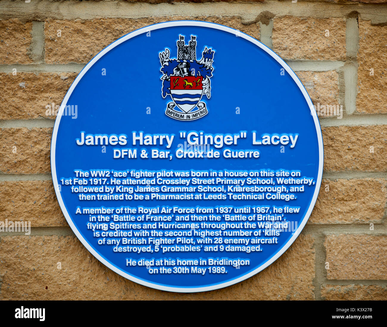 Blue plaque marking the home of James Harry 'Ginger' Lacey, DFM & Bar  one of the top scoring Royal Air Force fighter pilots of the Second World War Stock Photo