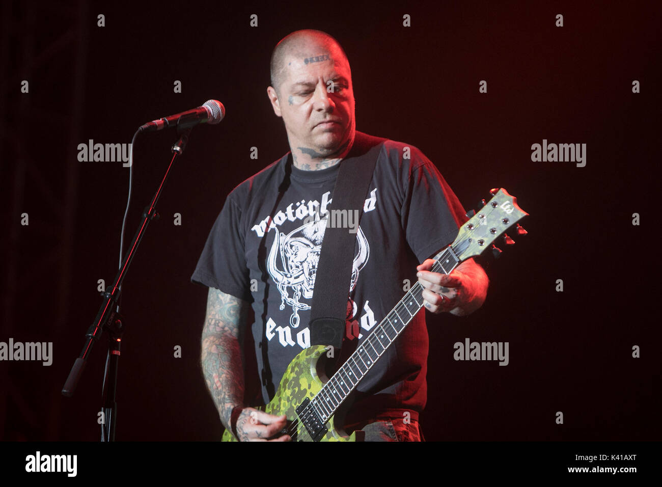 Lars frederiksen of rancid hi-res stock photography and images - Alamy