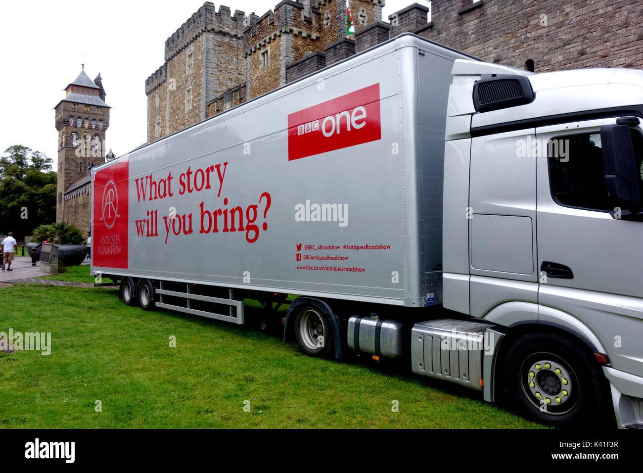 BBC Antiques Roadshow Lorry, Cardiff Castle, Wales. Stock Photo