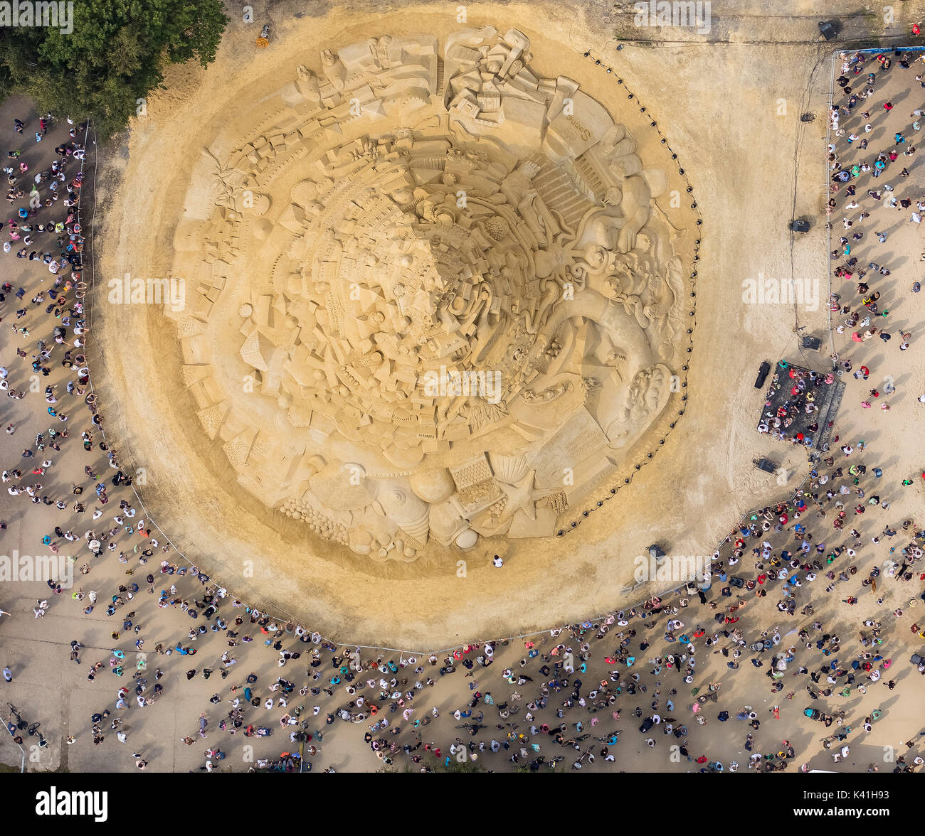 build world record sand castles: 16.679 meters, Landscape Park Duisburg-Nord, many visitors come to the former steel plant, the Guinness Book of Recor Stock Photo