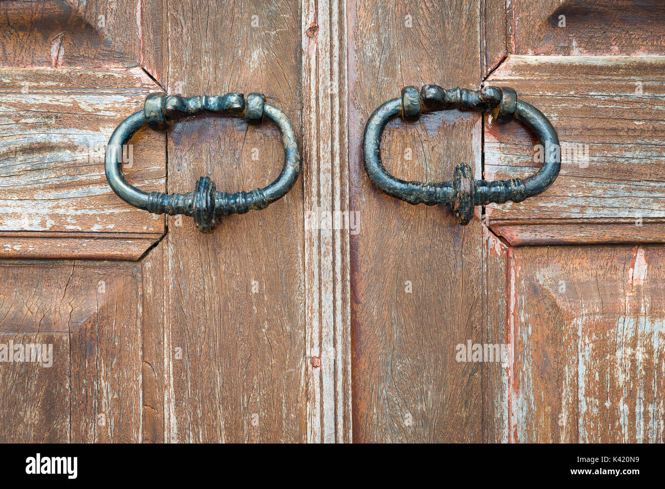 Close up wooden door old and aged Stock Photo - Alamy