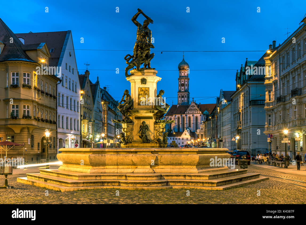 書 Augsburg Impressionen kusser-manzu-brunnen-augsburg-