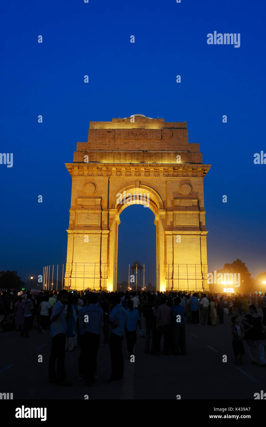 War memorial India Gate in the evening, New Delhi, India | Kriegsdenkmal India Gate am Abend, Neu-Delhi, Indien Stock Photo