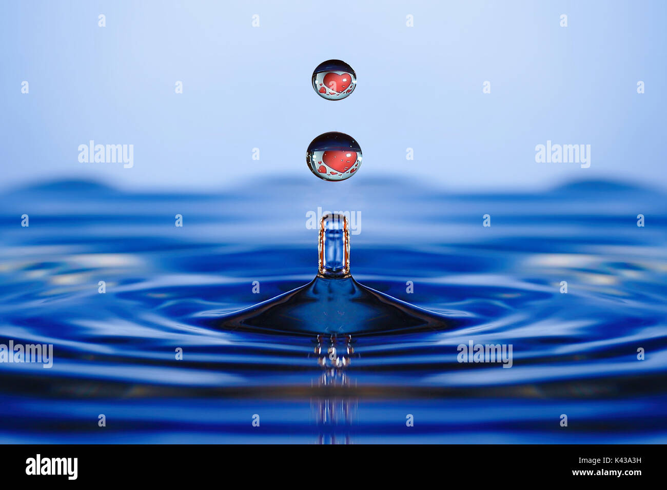 Droplets spray hi-res stock photography and images - Alamy