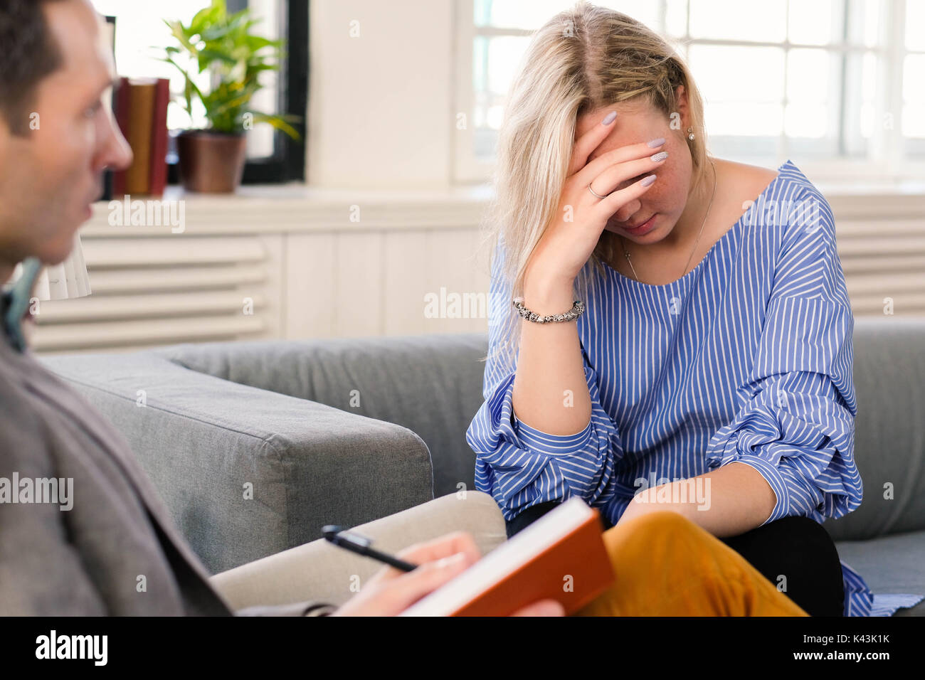 Session with a psychologist Stock Photo Alamy