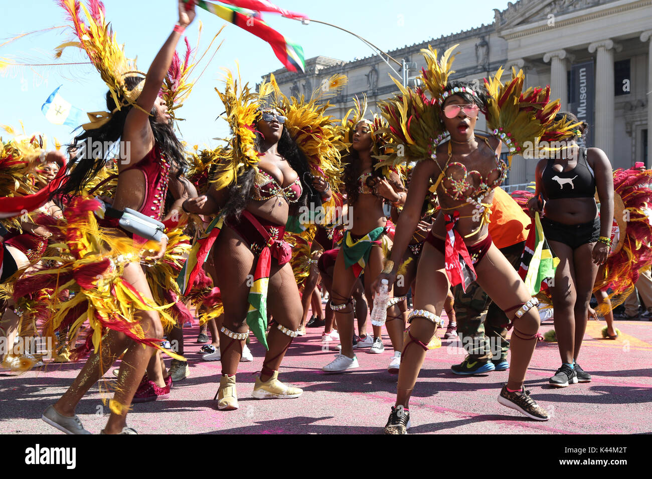 Brooklyn, USA. 4th Sept, 2017. People masquerade and dance to soca ...