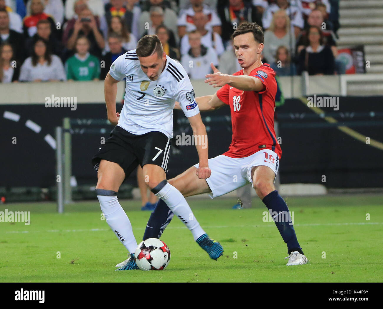 (170905) -- STUTTGART, Sept. 5, 2017 (Xinhua)  -- Germany's Julian Draxler (L) takes a shot and scores during a 2018 World Cup qualification match between Germany and Norway in Stuttgart, Germany, on Sept. 4, 2017. Germany won 6-0. (Xinhua/Philippe Ruiz) Stock Photo