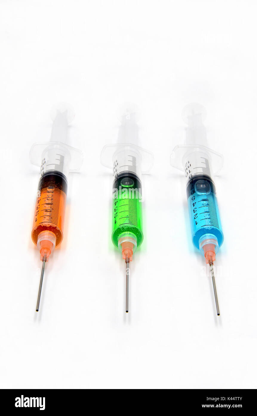Injection needle hi-res stock photography and images - Alamy