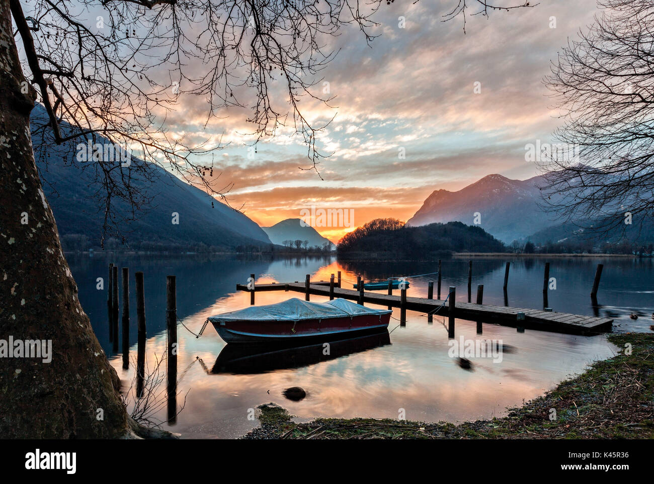 Piano lake italy hi-res stock photography and images - Alamy