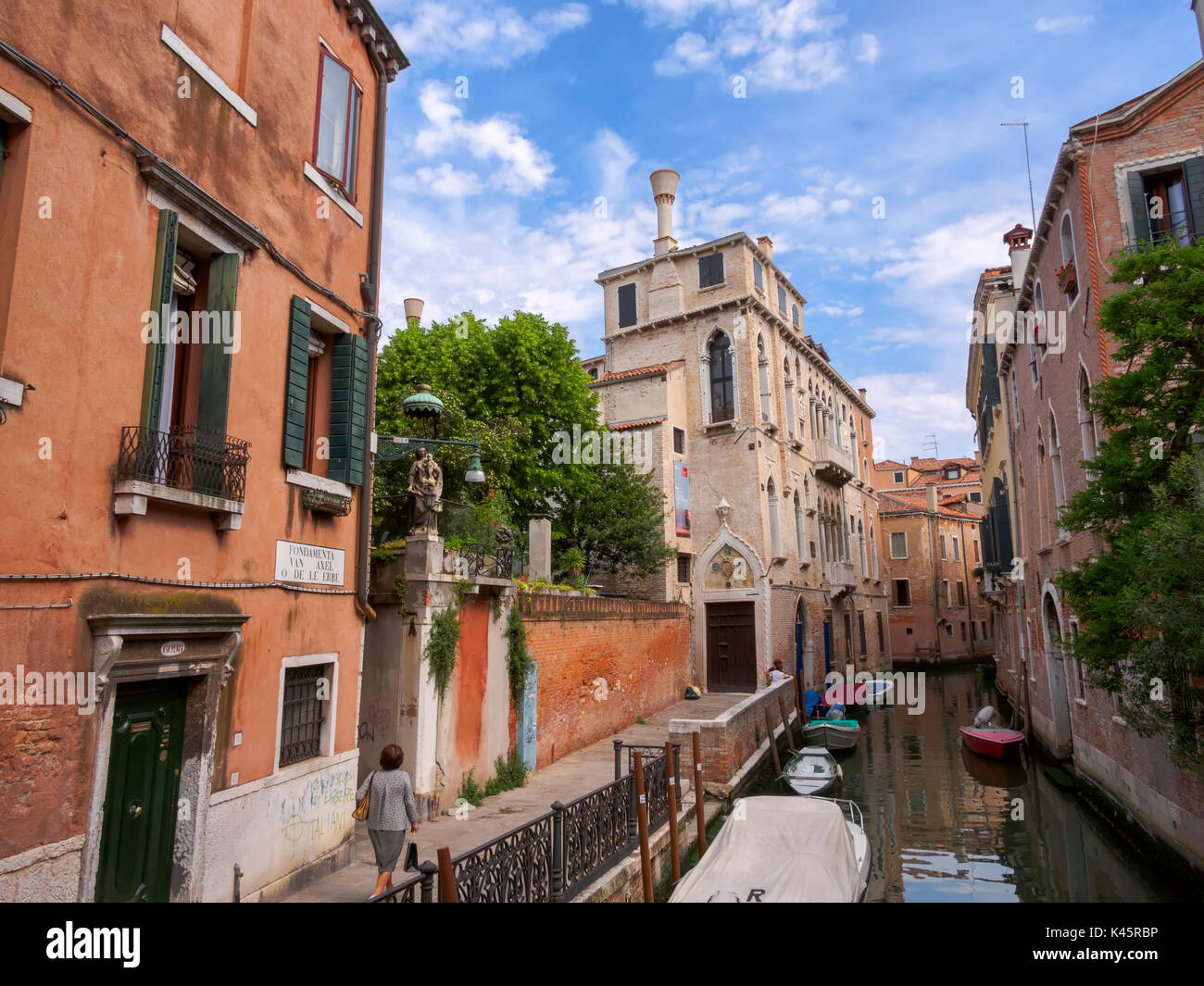 Canal and palace in Cannaregio, Venice, Italy Stock Photo
