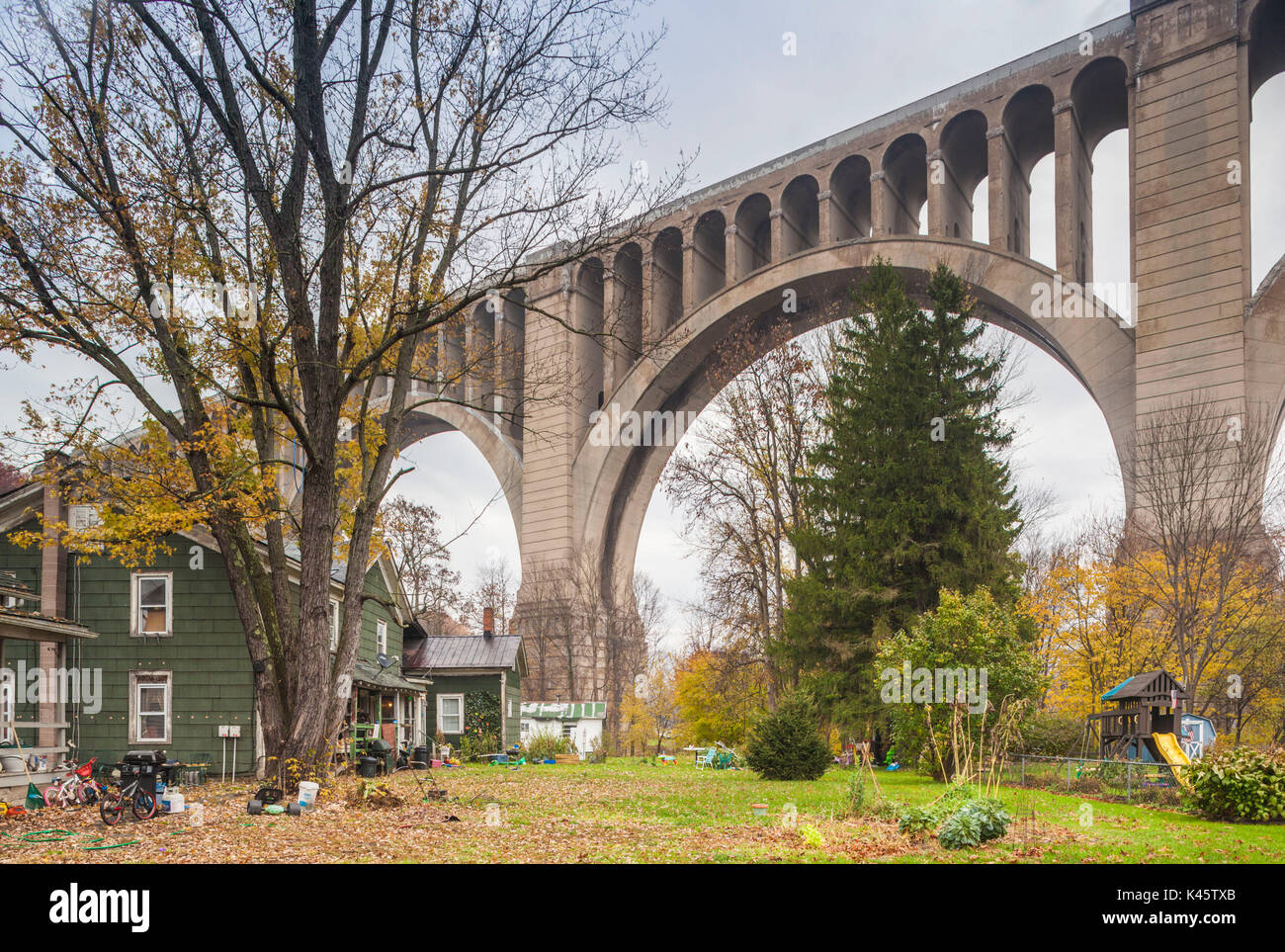 USA, Pennsylvania, Nicholson, Tunkhannock Viaduct, largest concrete