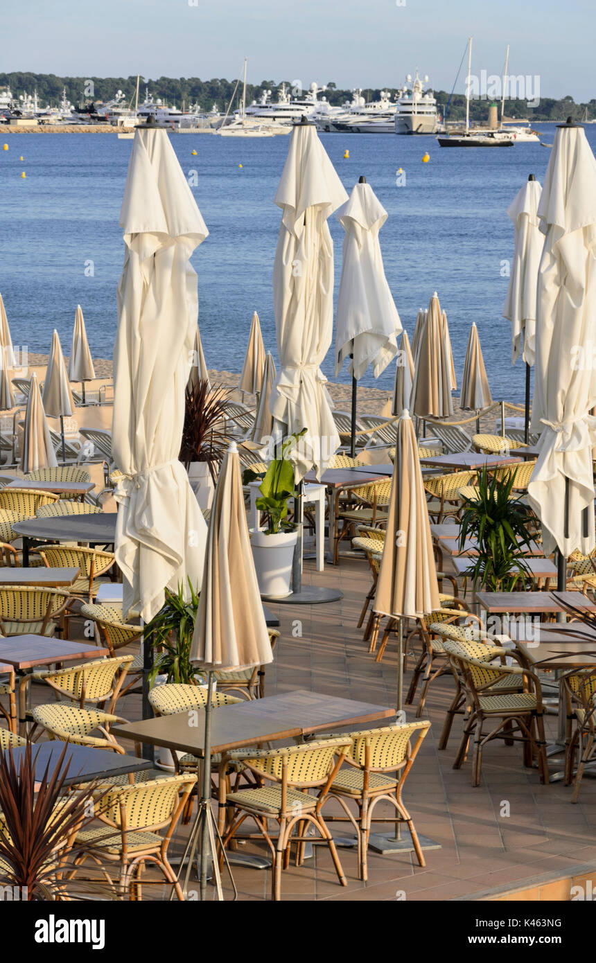 Restaurant at the Promenade de la Croisette, Cannes, France Stock Photo