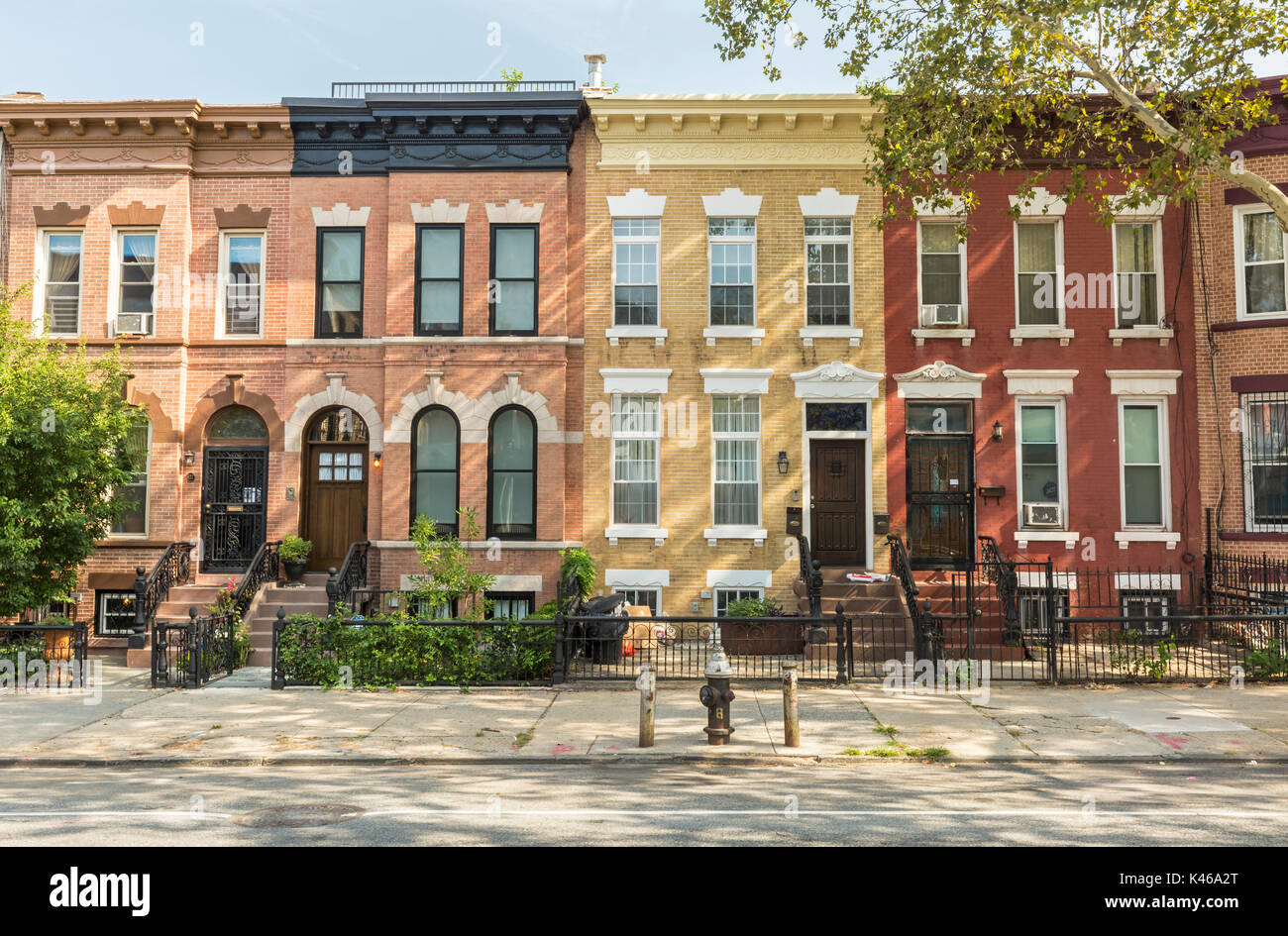 Crown heights hi-res stock photography and images - Alamy