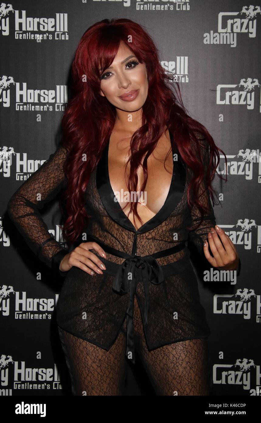 Farrah Abraham Hosts Vip Back Door Key Party At Crazy Horse